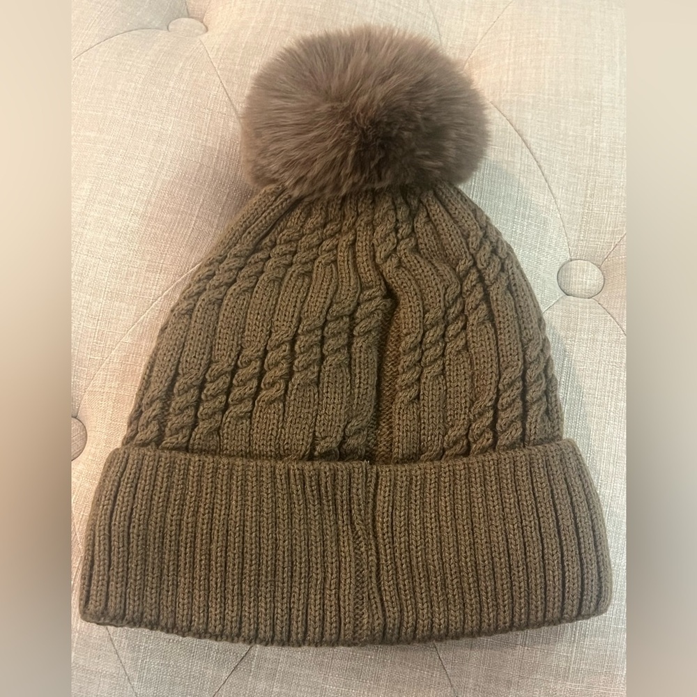 UGG Knit Beanie with Pom Pom - Picture 2 of 3